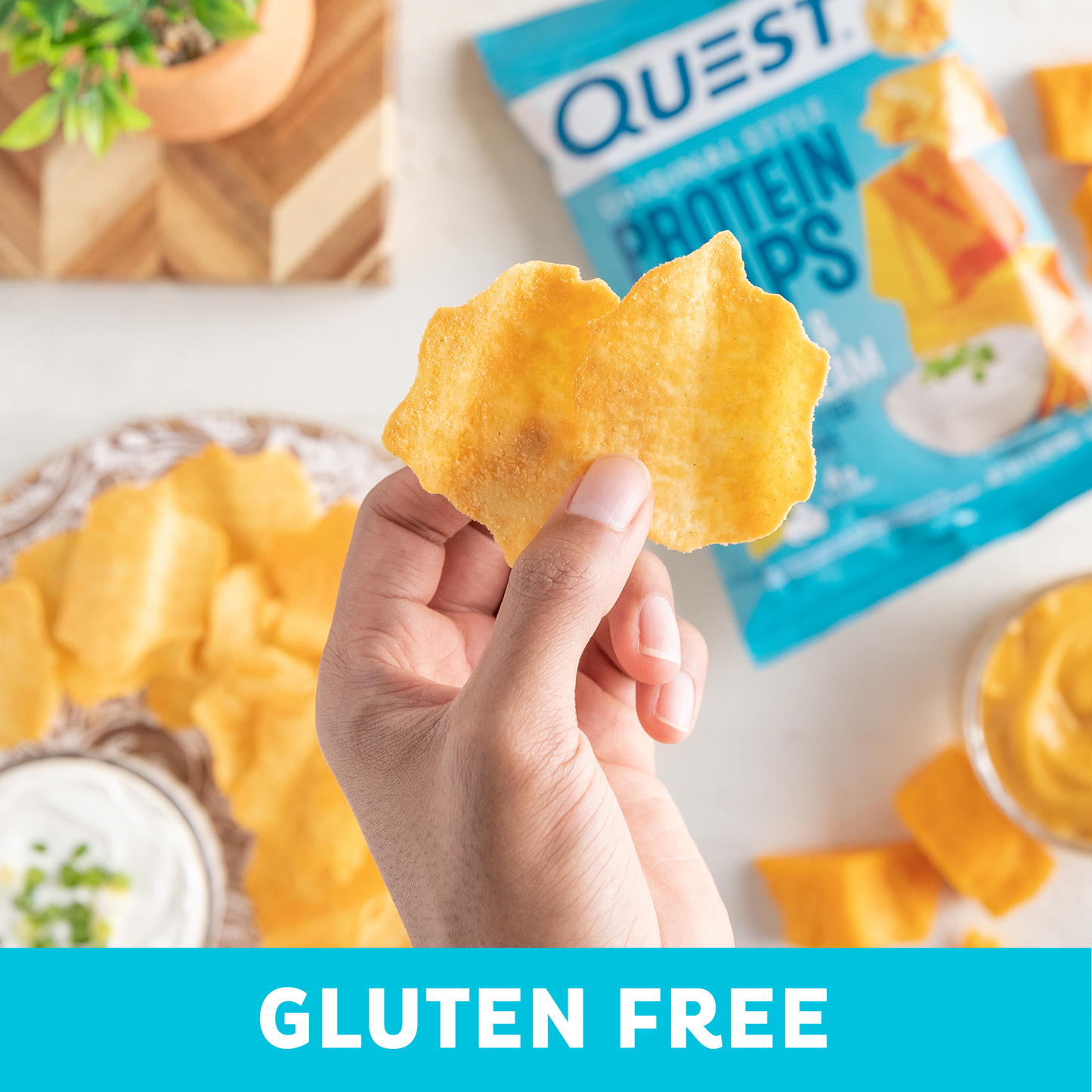 cheddar-and-sour-cream-original-style-protein-chips-u8 qst-000296_cheddar-_-sour-cream-original-style-protein-chips_7.2.png